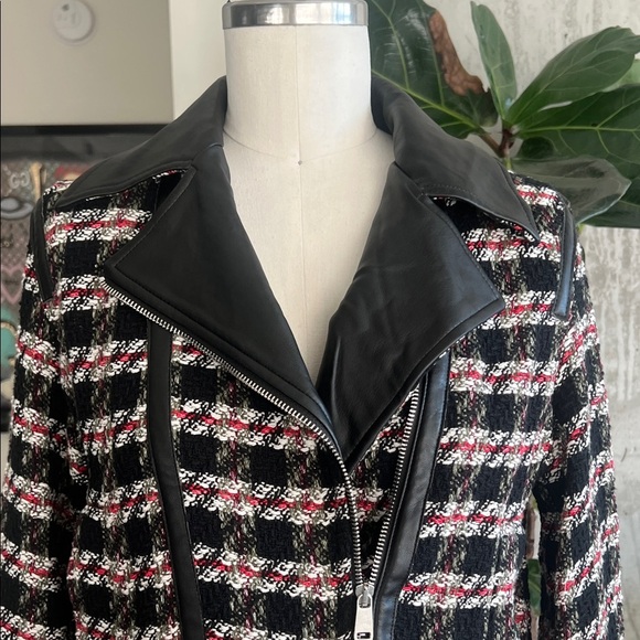 Zara Black and White Tweed Blazer - Picture 6 of 8